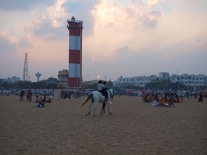 Söndagkväll på Marina Beach, Chennai